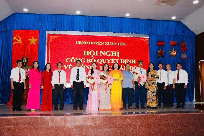 /SiteAssets/Lists/TinTucBaiViet/TinBaiChuaDuyet/z6714022034618_e78b0b293cce80096772e6e93112d19e.jpg